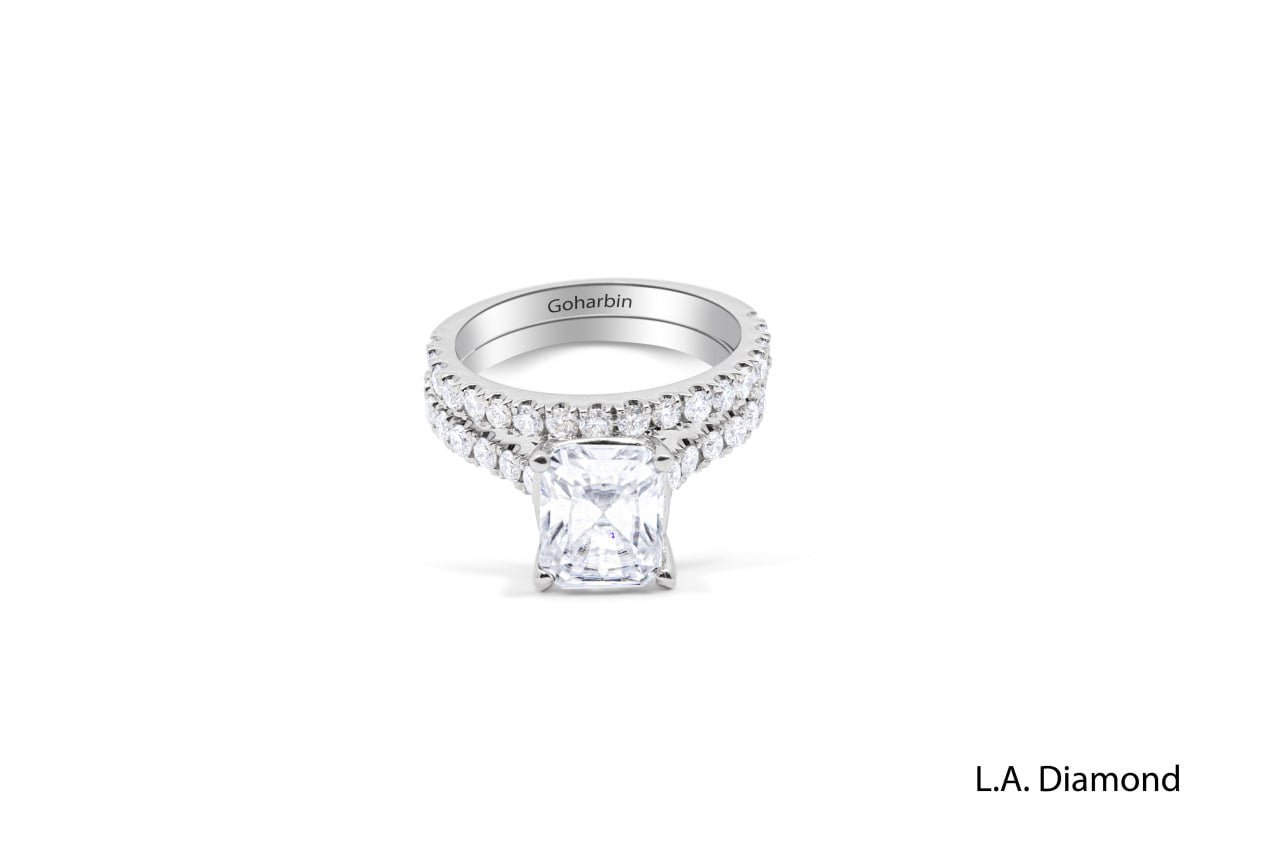 14K White Gold Diamond Cushion and Round Cut Engagement Ring (1.00 ct) 14K White Gold Diamond Cushion and Round Cut Engagement Ring (1.00 ct)