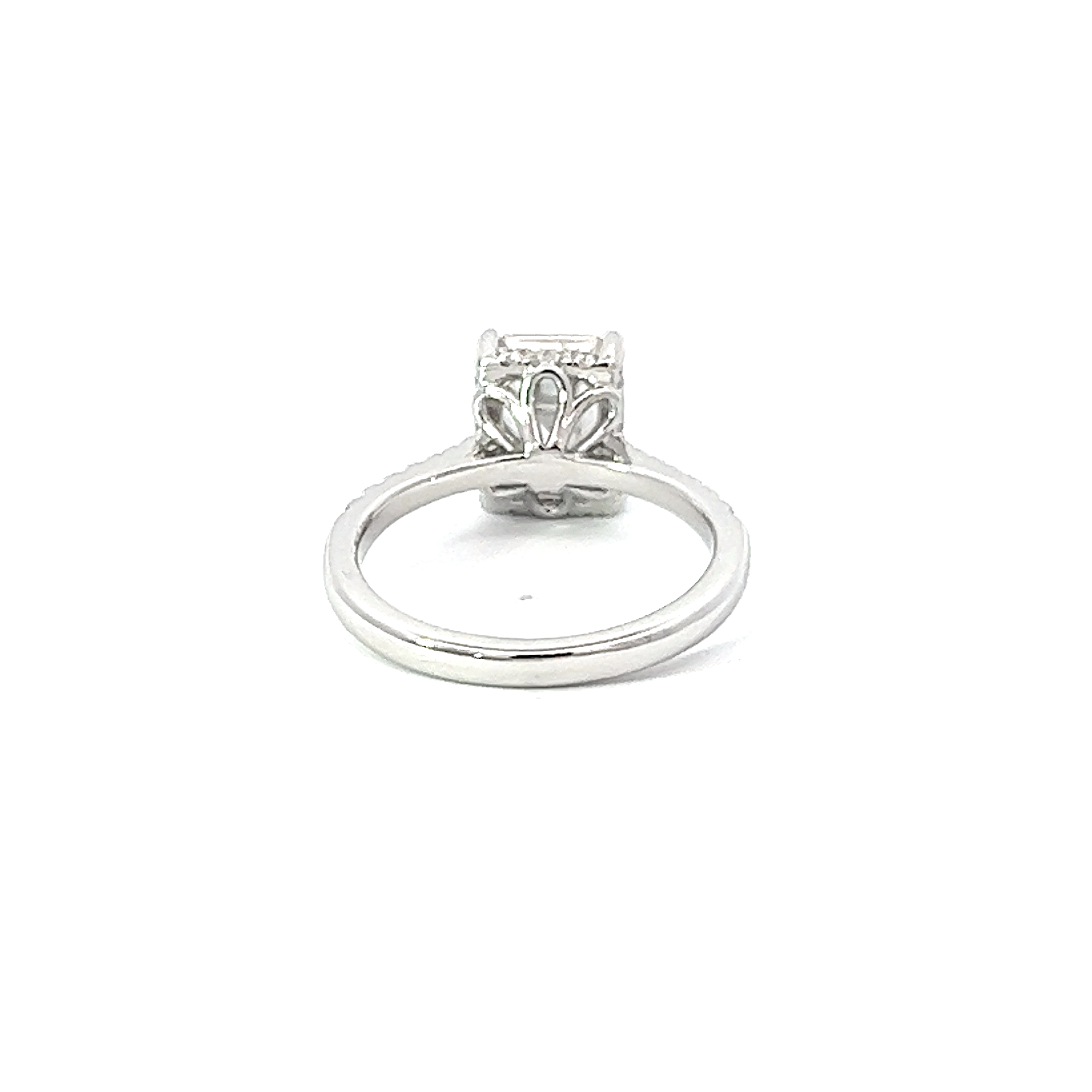 14K White Gold Emerald Cut Diamond Engagement Ring (3.30 g) 14K White Gold Emerald Cut Diamond Engagement Ring (3.30 g)