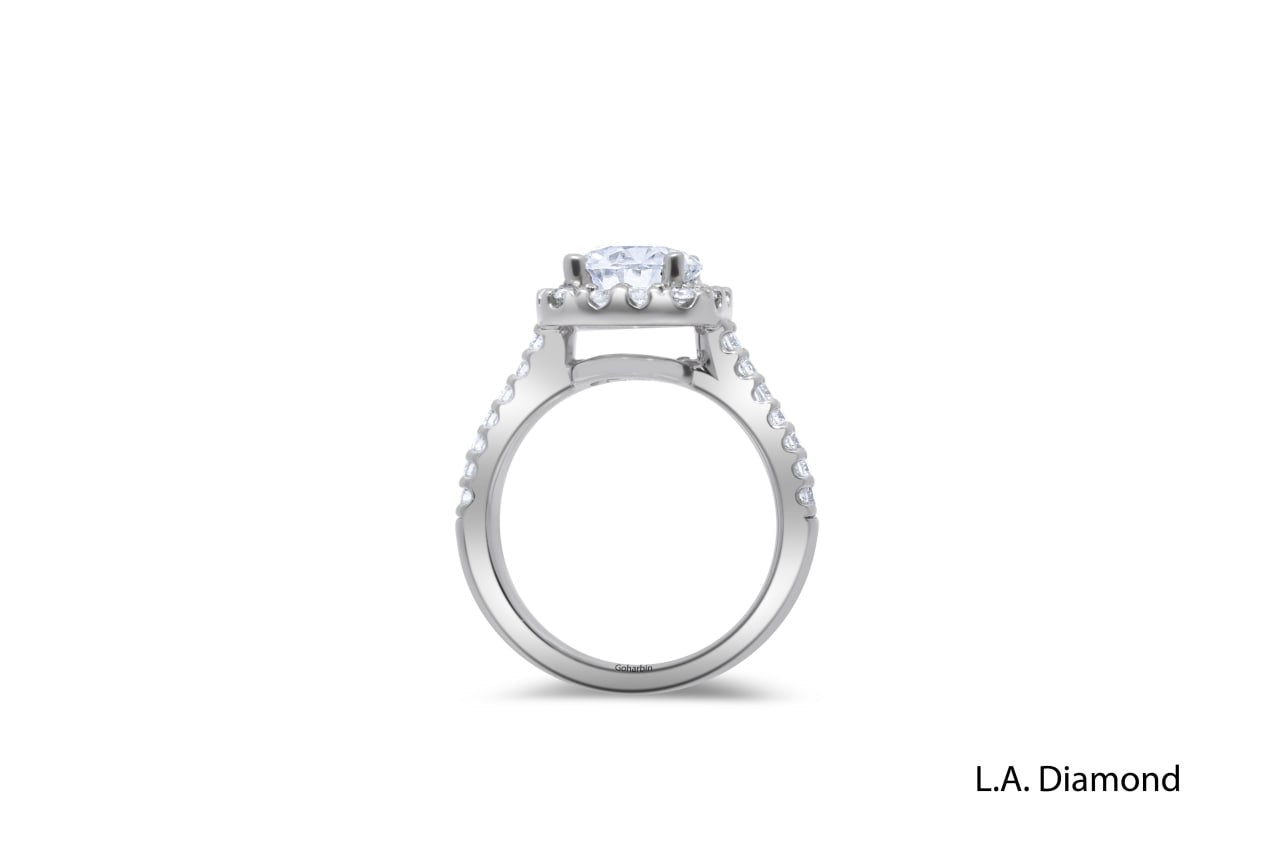 14K White Gold Round Cut Diamond With Halo Engagement Ring (5.86 g) 14K White Gold Round Cut Diamond With Halo Engagement Ring (5.86 g)