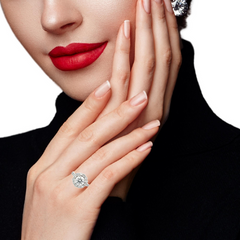 14K White Gold Round Diamond Cut Engagement Ring (6.30 g) 14K White Gold Round Diamond Cut Engagement Ring (6.30 g)