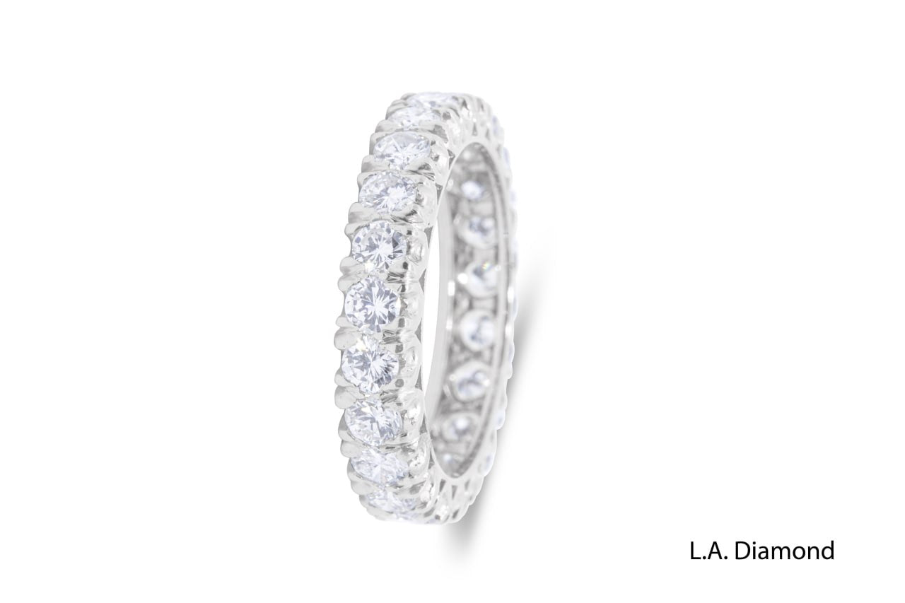 14K White Gold Round Diamond Eternity Ring (2.60 ct) 14K White Gold Round Diamond Eternity Ring (2.60 ct)