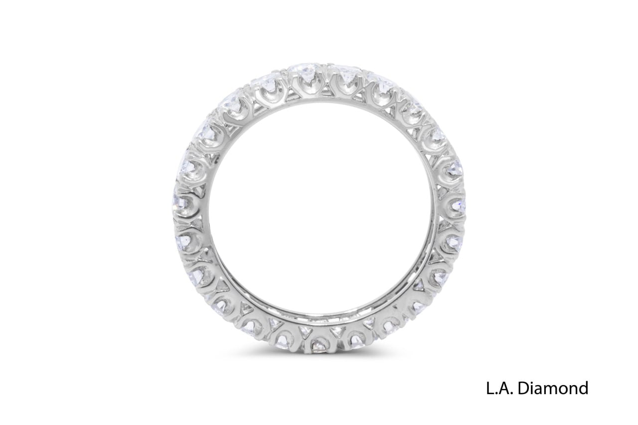 14K White Gold Round Diamond Eternity Ring (2.60 ct) 14K White Gold Round Diamond Eternity Ring (2.60 ct)
