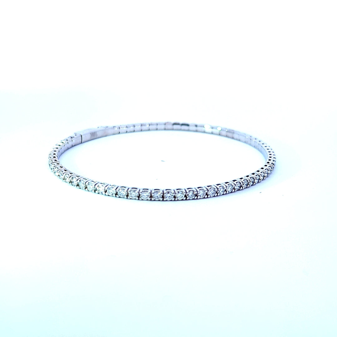 18K White Gold Diamond Bracelet (2.30 ct) 18K White Gold Diamond Bracelet (2.30 ct)