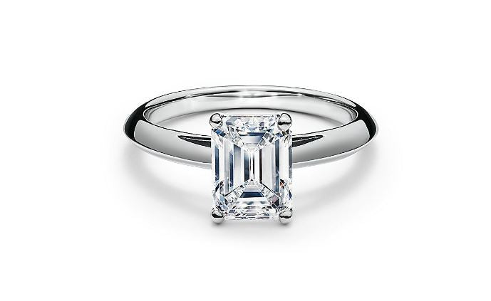14K White Gold Diamond Ring 14K White Gold Diamond Ring