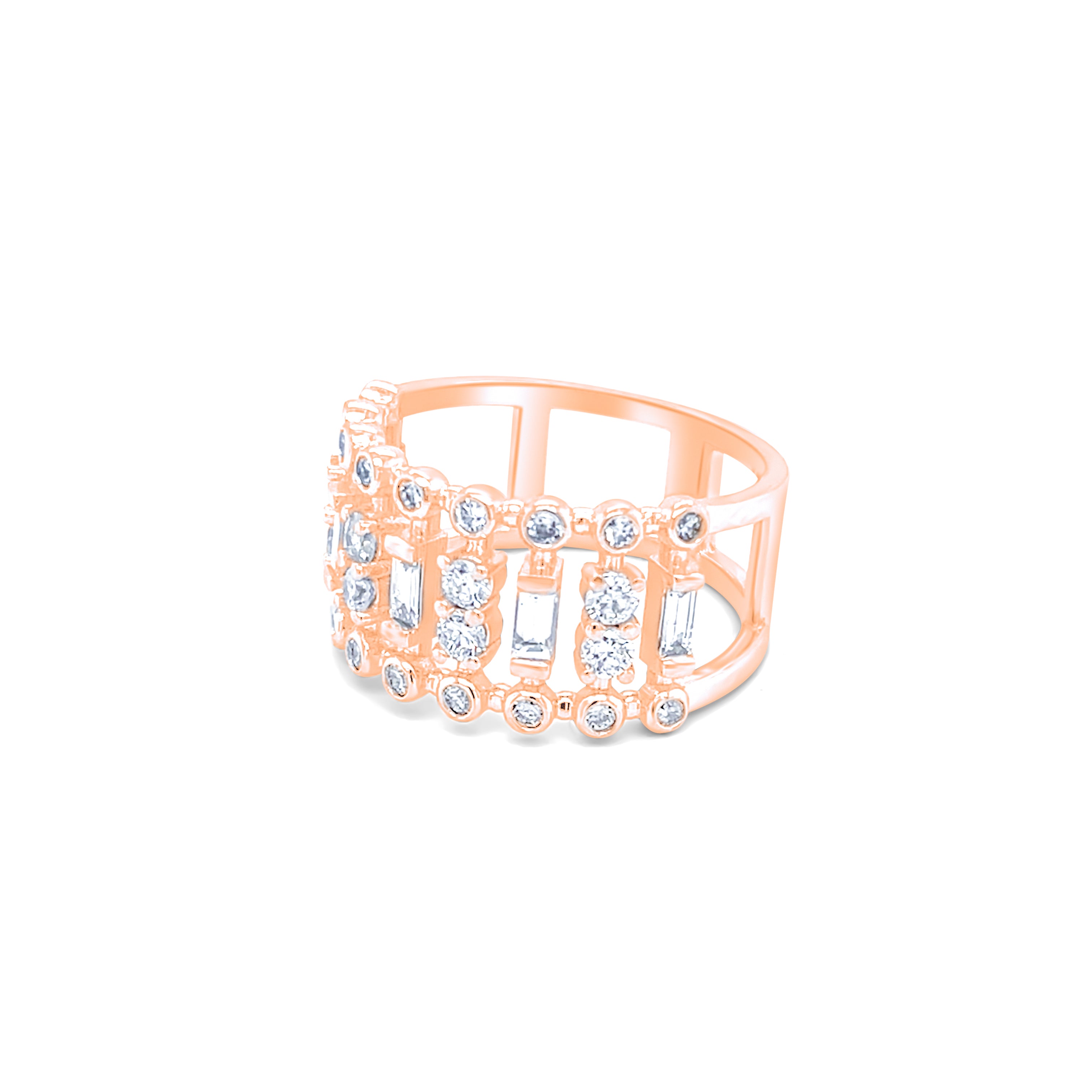 18K White Gold Multiple Round-Cut Diamond Ring (0.76 ct) _ 18K White Gold Multiple Round-Cut Diamond Ring (0.76 ct) _