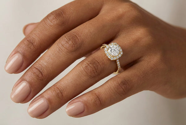 14K White Gold Round Cut Diamond With Halo Engagement Ring (5.86 g) - LA DIAMOND
