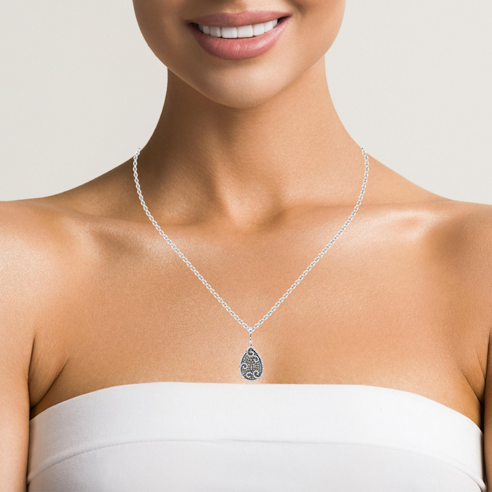 14K White Gold Diamond Pear Cut Pendant Necklace (2.50 ct T.W.)