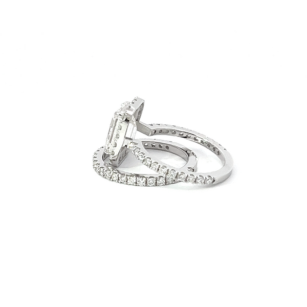 14K White Gold Emerald Cut Diamond Engagement Ring (3.90 g)