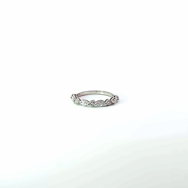 14K White Gold Marquise & Round Diamond Ring (0.83 ct)