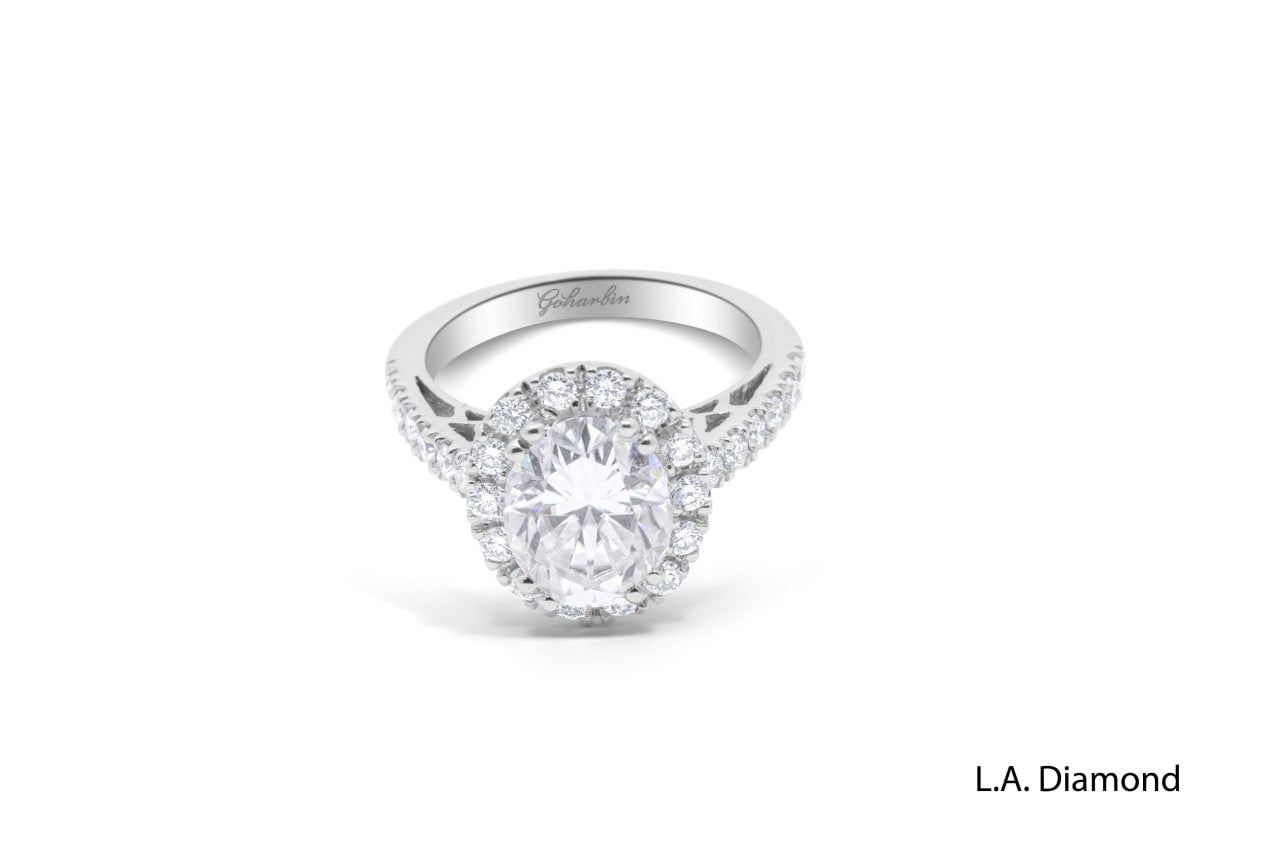 14K White Gold Oval Shape Diamond Engagement Ring (3.60 ctw)