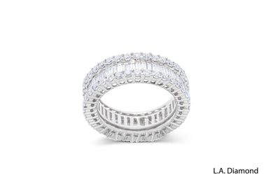 14K White Gold Round Brilliant & Baguette Diamond Ring (4.50 ct)