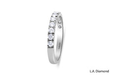 14K White Gold Round Brilliant Diamond Ring (0.85 ct)