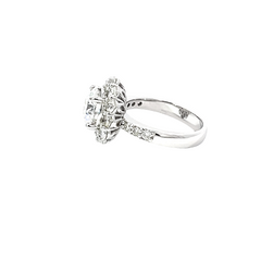 14K White Gold Round Diamond Engagement Ring (4.18ctw)
