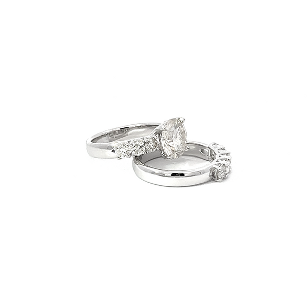 14K White Gold Round Diamond Engagement Ring Set