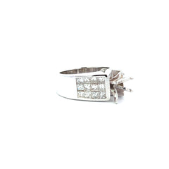 18K Gold With Diamond Ring