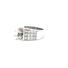 18K Gold With Diamond Ring