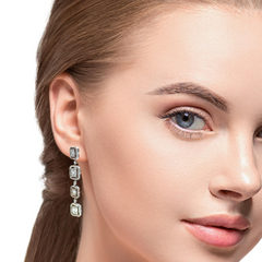 18k White Gold Diamond Drop Earrings