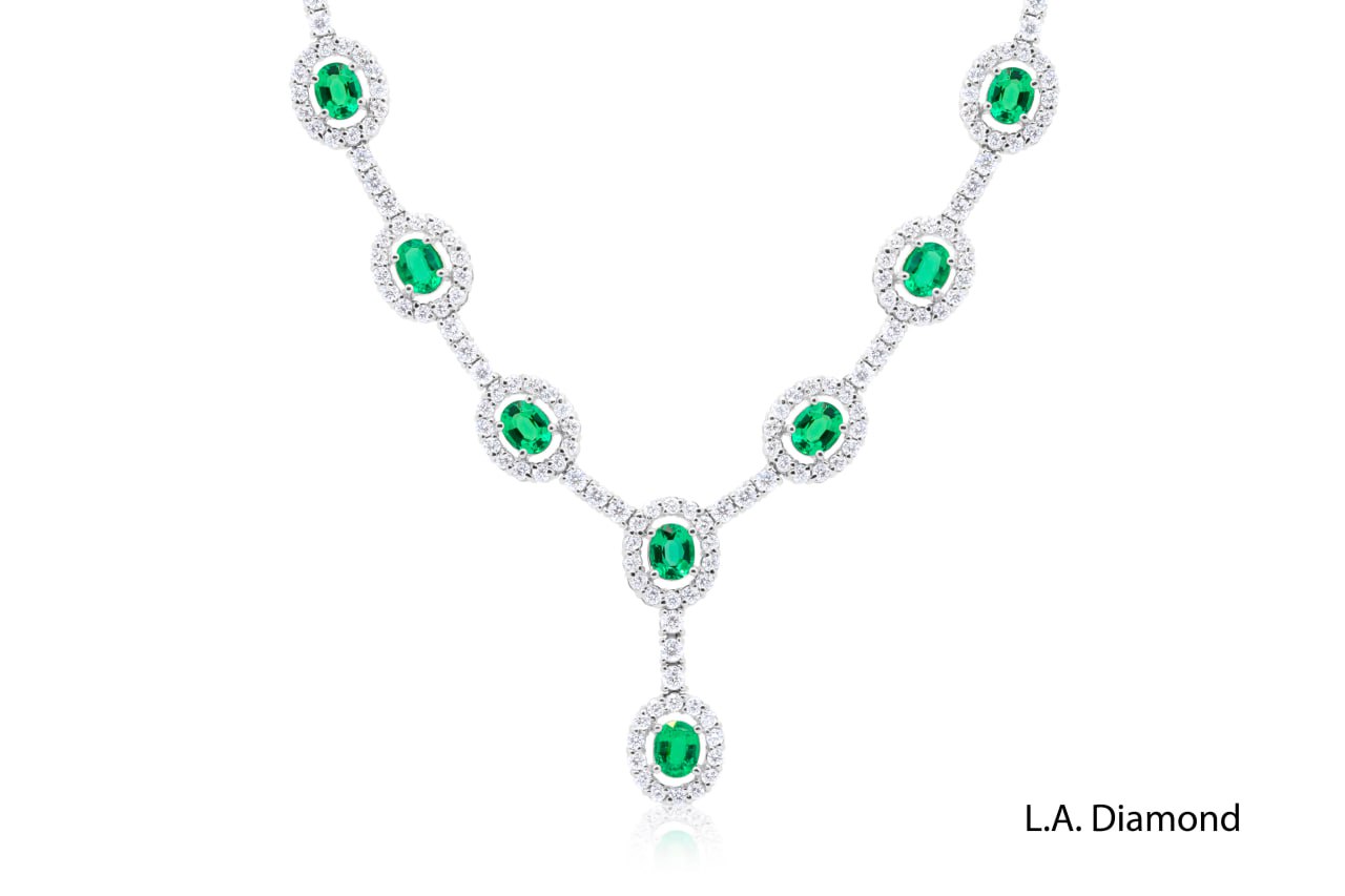 18K White Gold Diamond & Emerald Necklace (10.5 ctw)