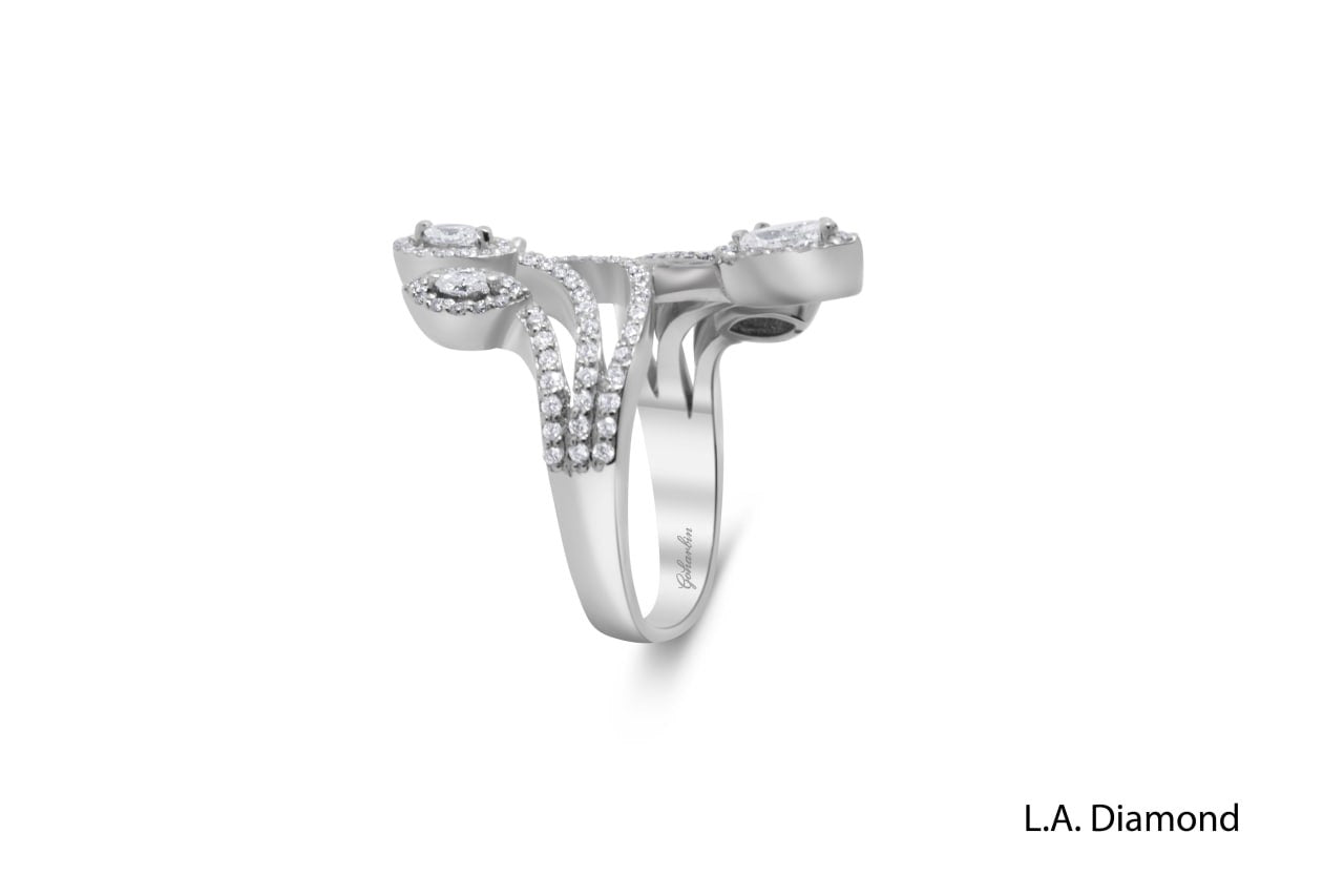 18K White Gold Marquise-Cut Diamond Ring (2.78 ct)