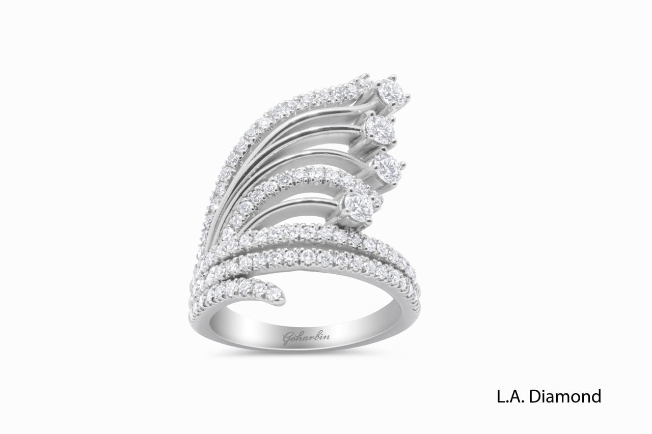 18K White Gold Round Diamond Wide Twisted Ring (2.20 ct)