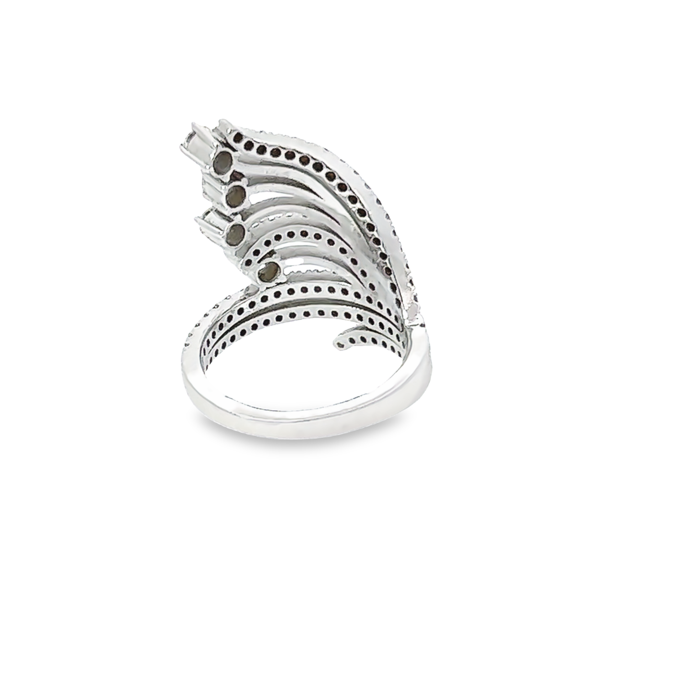 18K White Gold Round Diamond Wide Twisted Ring (2.20 ct)