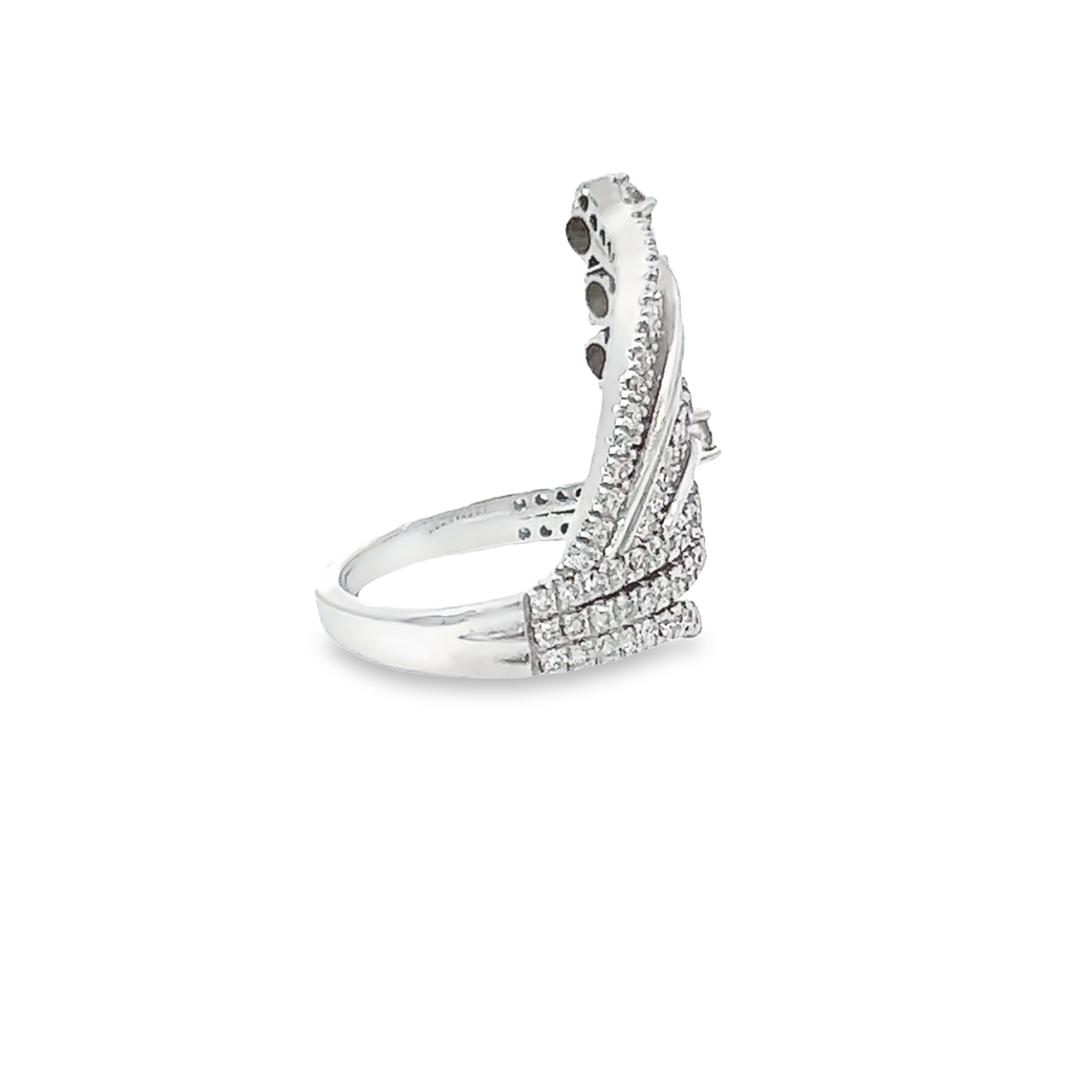 18K White Gold Round Diamond Wide Twisted Ring (2.20 ct)