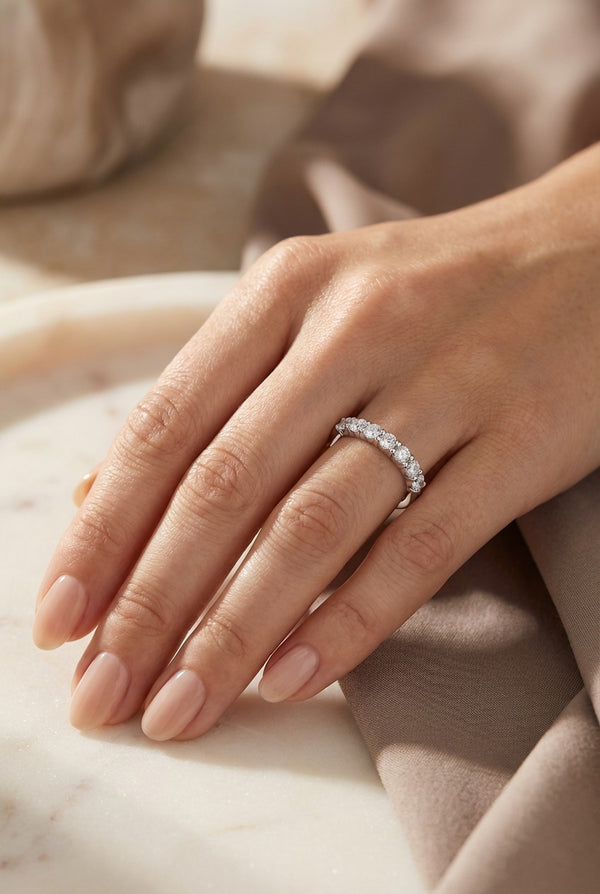 14K White Gold Round Diamond Wedding Ring (0.45 ct)