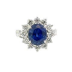 14K White Gold Oval Blue Sapphire Ring With Diamond