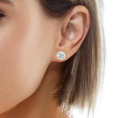 14K White Gold Round Diamond Stud Earring 4.11ct