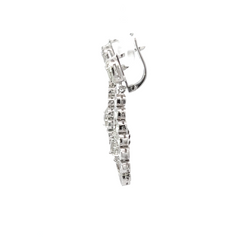 18k White Gold Diamond Round Cut Tear Drop Earring