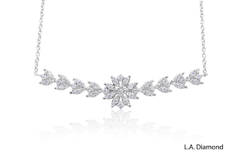 14k White Gold Diamond Flower Pendant