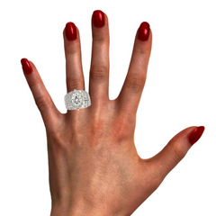 18K White Gold Oval Cut Diamond Engagement Ring