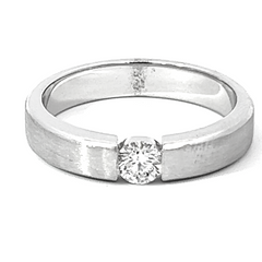 14k White Gold Diamond Round Cut Center Stone Wedding Band