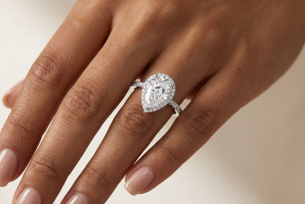 14K White Gold Pear‑Cut Diamond Engagement Ring with Halo (4 ctw) - LA DIAMOND