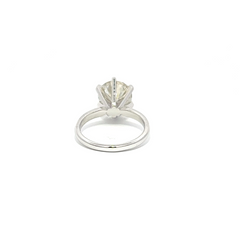 14K White Gold Round Cut Diamond Engagement Ring