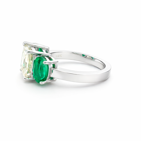 14K White Gold Three-Stone Ring with Princess Cut Diamond & Oval Emeralds | 2.76 CT E Color Diamond - LA DIAMOND