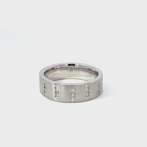 14K White Gold Diamond Round Cut Wedding Band (0.52 ct T.W.)