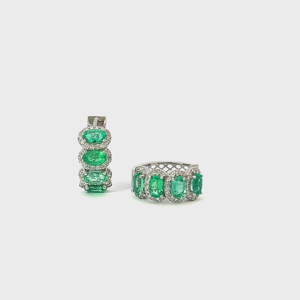 14K White Gold Emerald Hoop Earrings (0.55 ct)