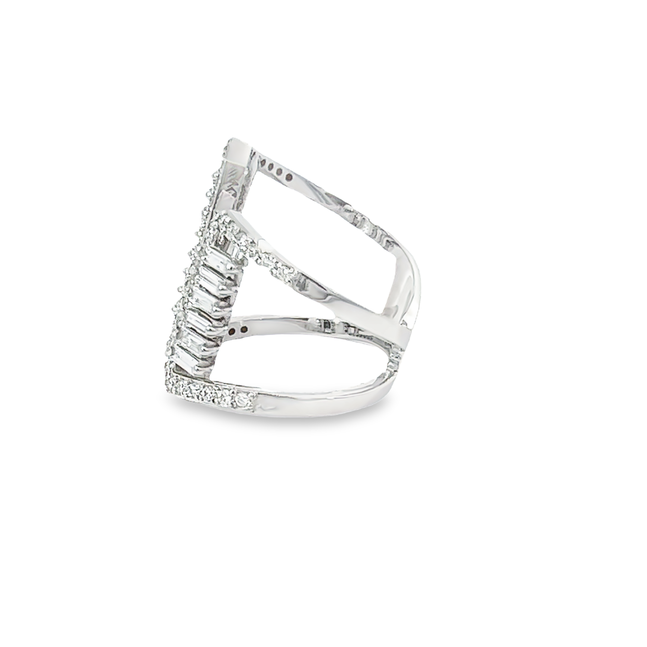 18K White Gold Diamond Round And Baguette Cut Statement Ring .66c