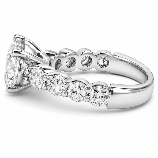 14K White Gold Round Diamond Engagement Ring - LA DIAMOND