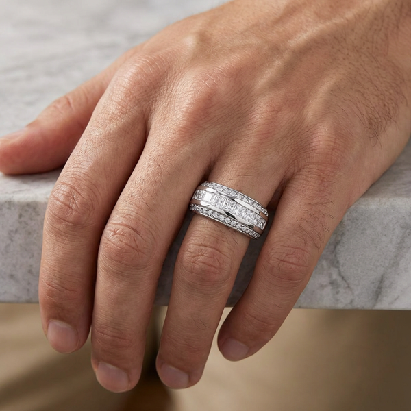 14K White Gold Round & Princess Cut Diamond Men’s Wedding Band (1.30 ct T.W.)