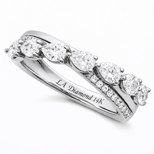 14K Gold Pear-Shape Diamond Wedding Band - LA DIAMOND