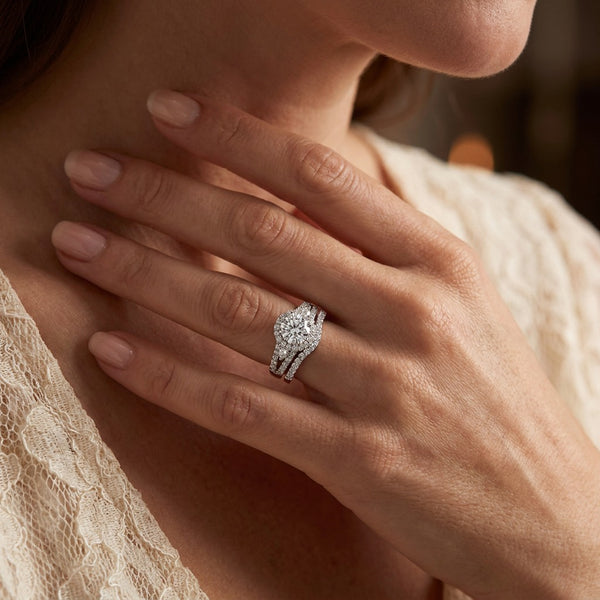14K White Gold Round Diamond Halo Engagement Ring - SAW10009