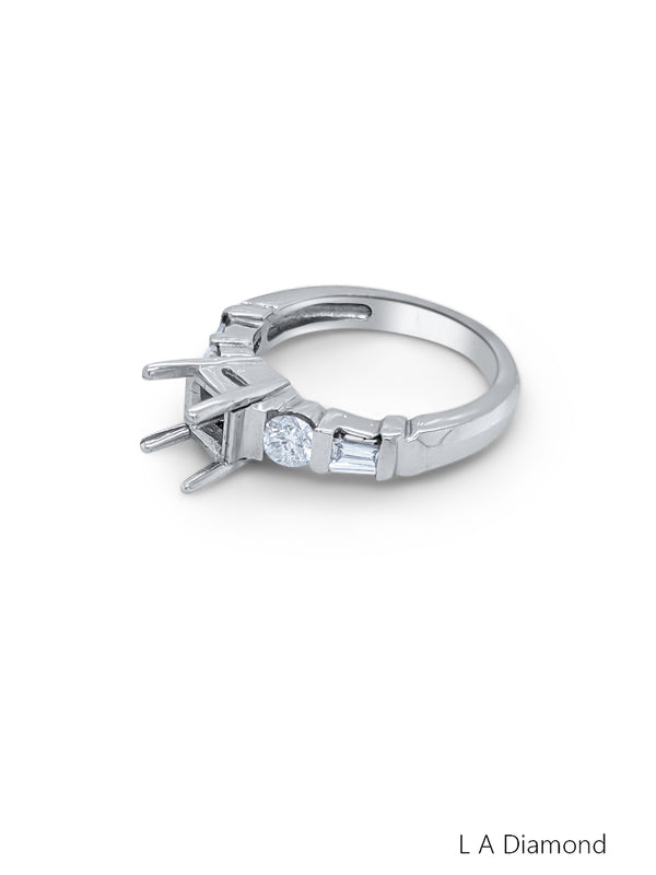 14K White Gold Diamond Princess Cut Engagement Ring (0.72 ct)