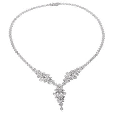 14K White Gold Diamond Round-Cut Three-Flower Necklace (2 ct T.W.)