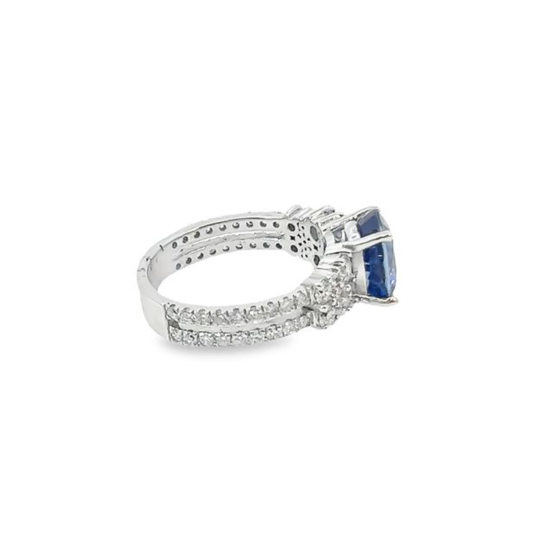 14K White Gold Diamond & Sapphire Ring (2.79 ct Diamond + 3.45 ct Sapphire)