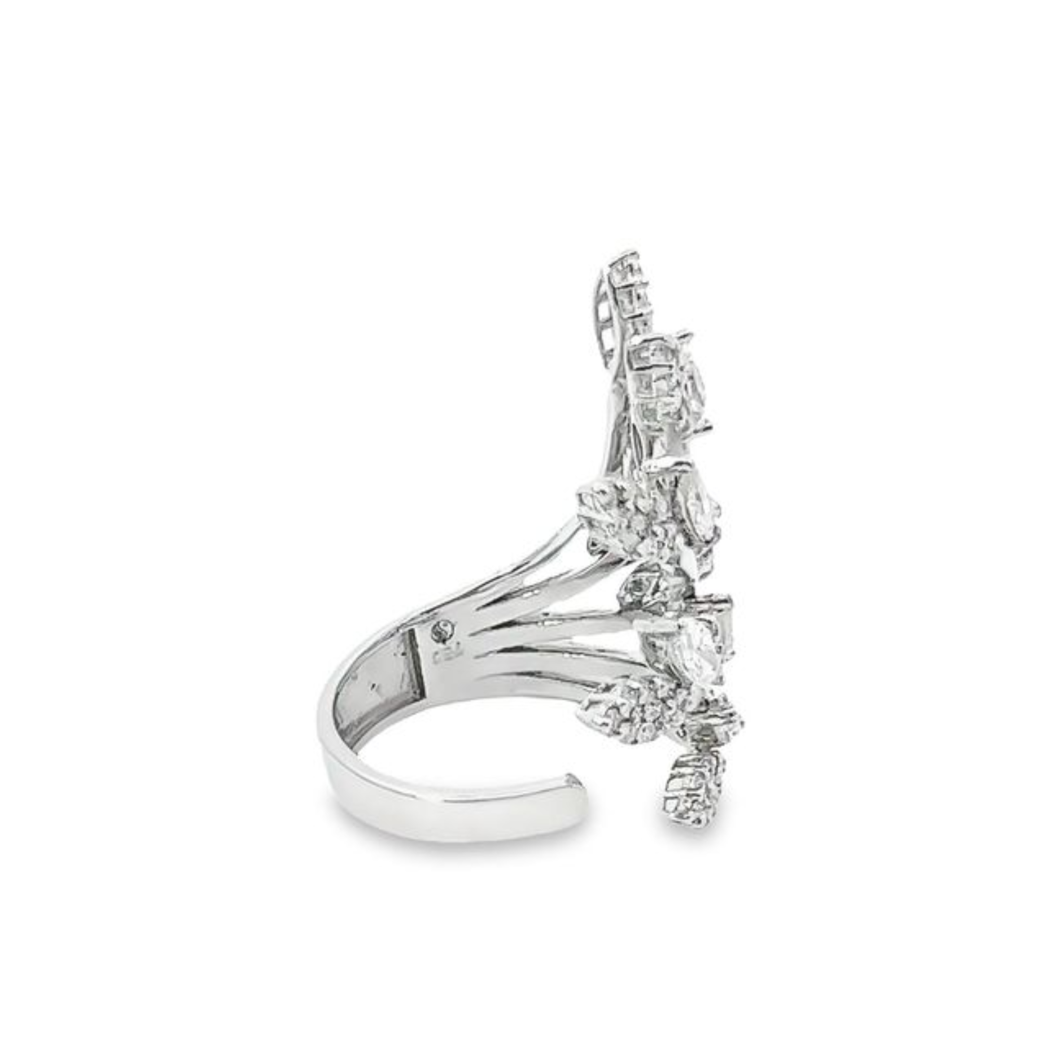 18K White Gold Marquise Cut Diamond Ring (2.55 ct)