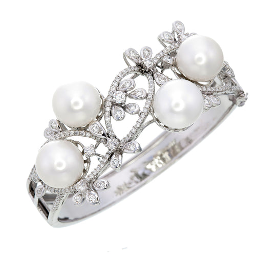 White Gold Diamond Bangle - LA DIAMOND