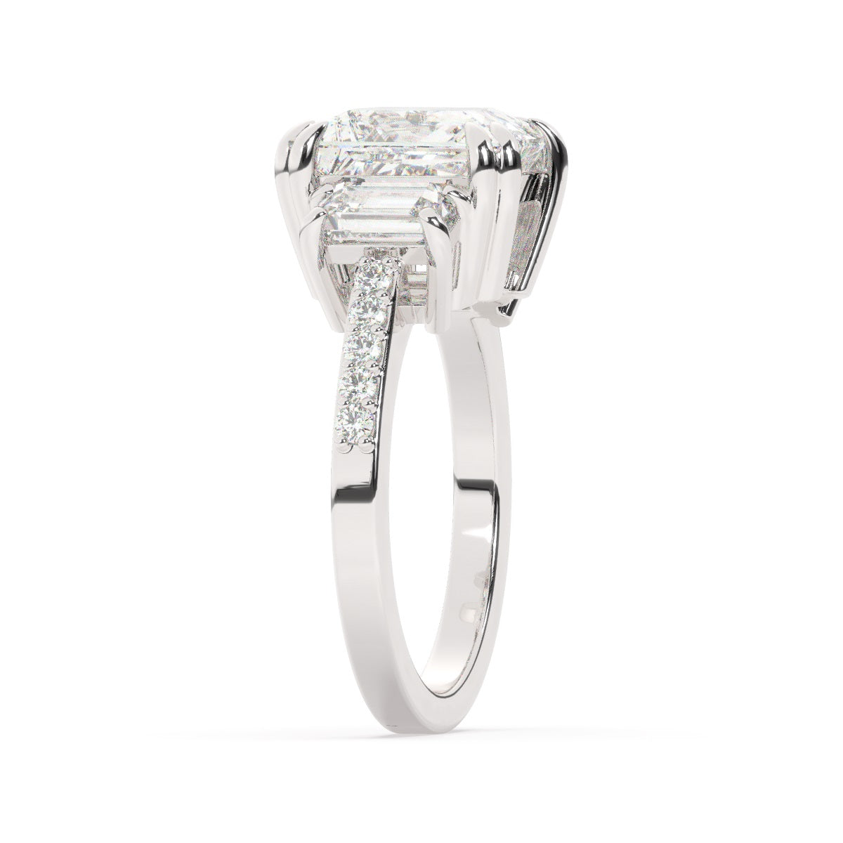 White Gold Diamond Ring - LA DIAMOND