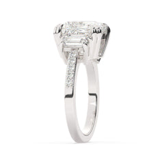 White Gold Diamond Ring - LA DIAMOND